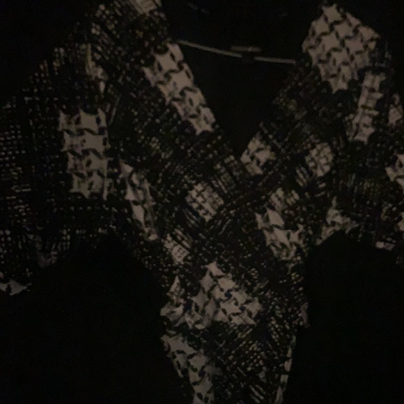 Mid length dress - Picture 4 of 4